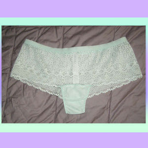 NEW Sexy Intimissimi Stretch Lace Panty/Thong M